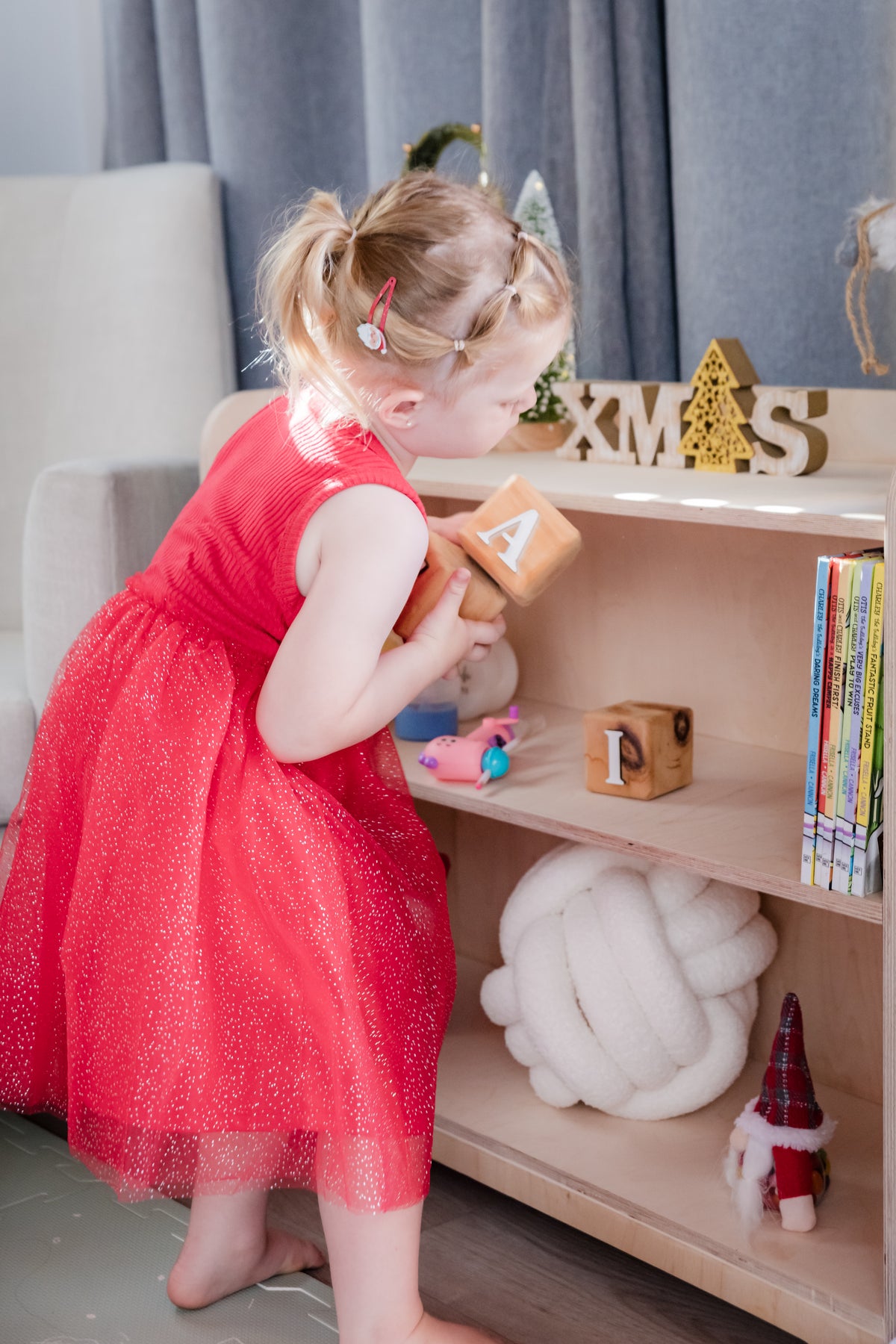 Montessori-Inspired Bookshelf