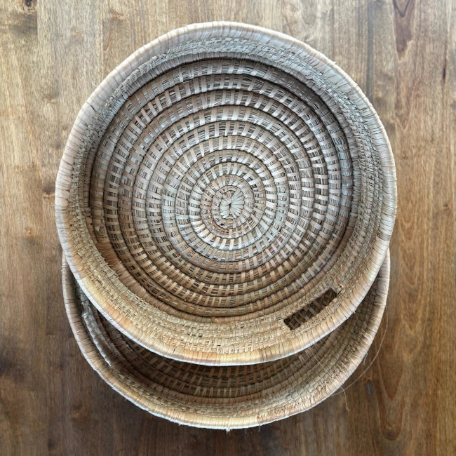 Round Palm Leaf Trays with Keyhole Handles